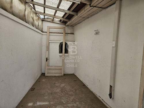 Casa Comercial En Ñuñoa - Buena Conectividad