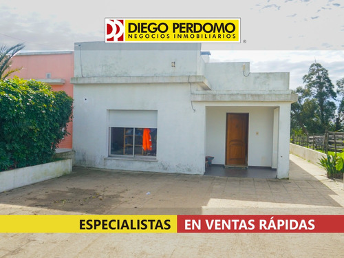 Casa De 3 Dormitorios En Venta, Juan Soler