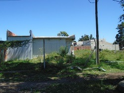 Venta De Lote Con Construccion La Plata