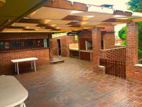 Imagen 13 de 30 de Punta Del Este, Chalet Con Gran Capacidad.