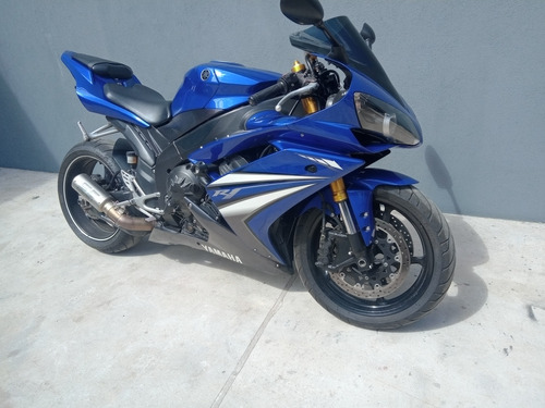 Yamaha  R1