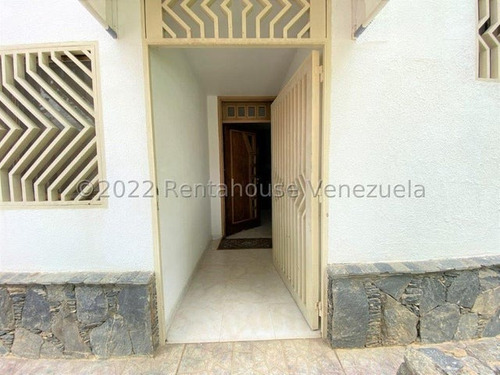Ana Torres. Casa En Venta 245322 En El Cafetal