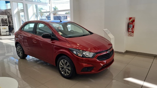Imagen 2 de 22 de Chevrolet Onix Joy Black 5p 1.4 Ph