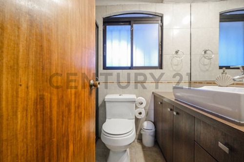 Casa En Arriendo Con Compromiso De Compra En La Reina