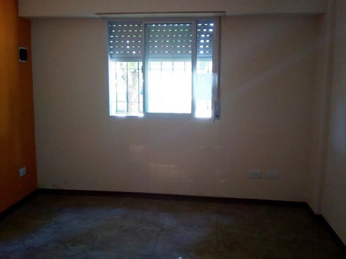 Imagen 7 de 10 de Ph 2 Amb Reciclado Al Frente