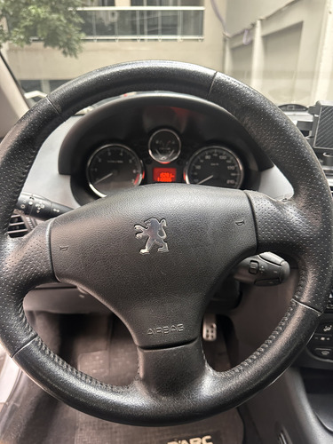 Peugeot 207 1.6 sedan xt premium tiptronic