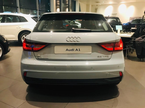 Imagen 5 de 24 de Audi A1 A3 Sportback 35 30 Tfsi 150cv S3 Sedan A4 A5 Q2 Q2