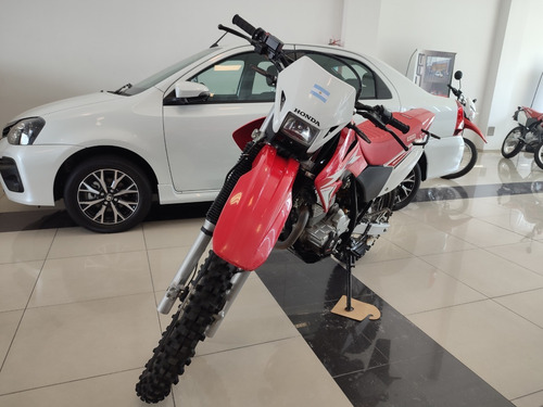 Imagen 5 de 5 de Honda Tornado Xr 250