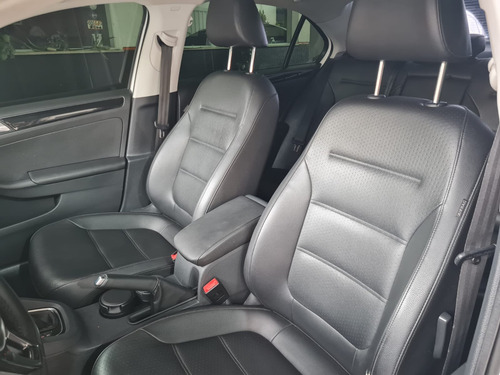 Volkswagen Jetta 2.0 Tsi Highline 4p