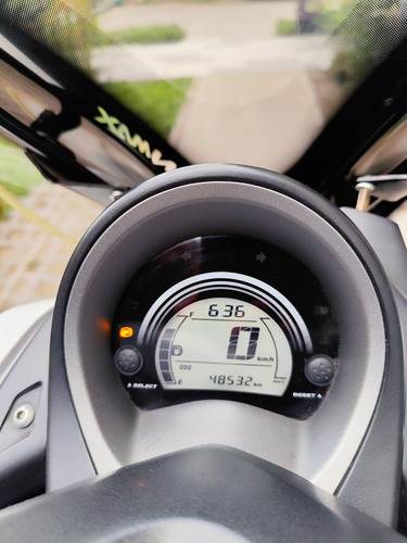 Vendo Moto Scooter Yamaha Nmax 155 Automática