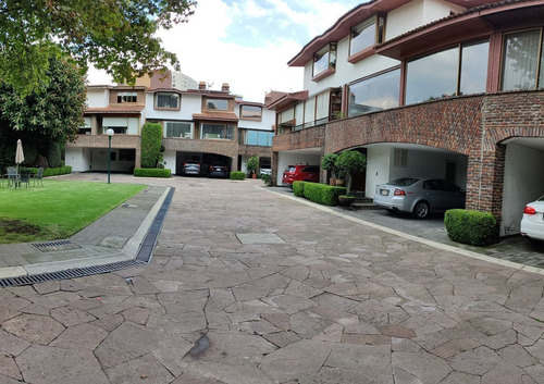 En Venta Excelente Casa En Conjunto En Lomas De Las Palmas (v)