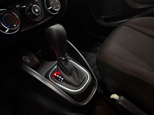 Fiat Cronos 1.8 E.TORQ FLEX PRECISION AT6
