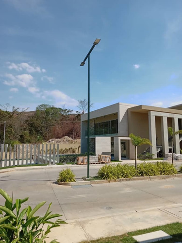 Imagen 13 de 19 de Moderno Townhouse En Cumbres De Guataparo