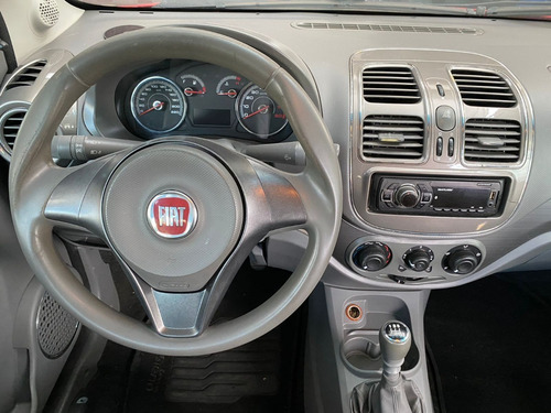 Imagem 9 de 9 de Fiat Grand Siena 1.6 16v Essence 2014