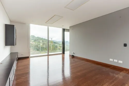 Casa En Venta En La Calera. Cod V4879