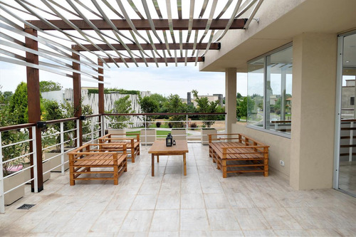 Alquiler Casa Escobar: 4 Dorm. C/muebles - Piscina - Haras Atardecer