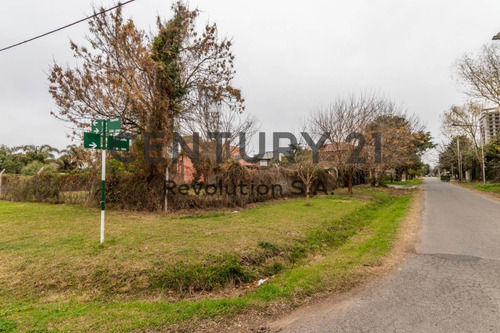 Imagen 3 de 11 de Lote En Venta - Saavedra 2400 - Frente Al Rio