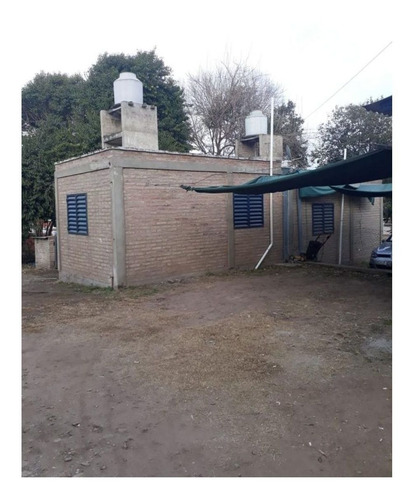 Imagen 3 de 6 de Gran Oportunidad!! Lote Con 2 Departamentos En Calle Las Moras, Unquillo. Ideal Para Alquilar.