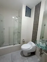 Comprar Departamento Acogedor En 3er Piso Frente Al Inn De San Borja