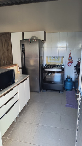 Vendo Esse Terreno 10x20 Com Uma Casinha Simples No Fundo
