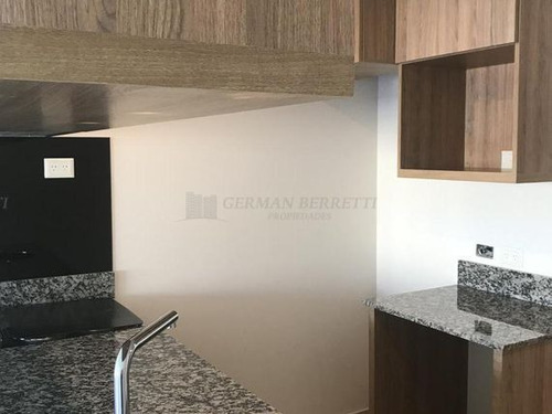 Departamento En Venta Ubicado En Monserrat, Capital Federal