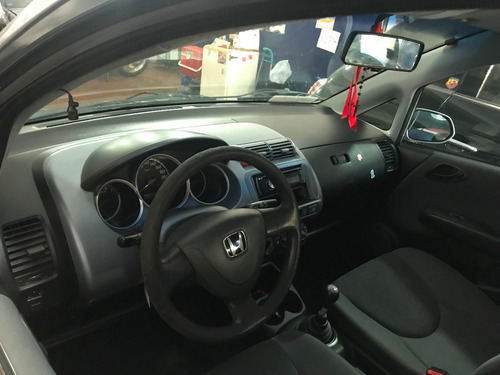 Honda Fit 1.4 Lx 2005 Aa Lv Llantas Muy Bueno Al Dia Tit Pt