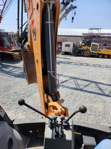Retroexcavadora Case 580n 4x4 Año 2014