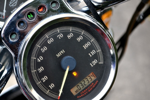 Imagen 9 de 15 de Espectacular Harley Dyna Super Glide 6 Vel Muchos Accesorios