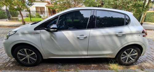 Peugeot 208 1.6 In Concert 2020