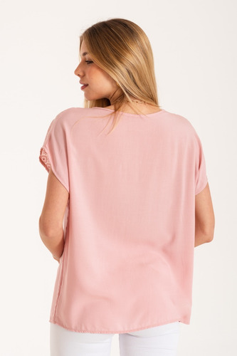 Imagen 3 de 4 de Blusa Broderie Suizo Amanda