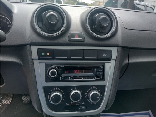Imagem 11 de 14 de Volkswagen Gol 1.0 Mi 8v Flex 4p Manual G.v