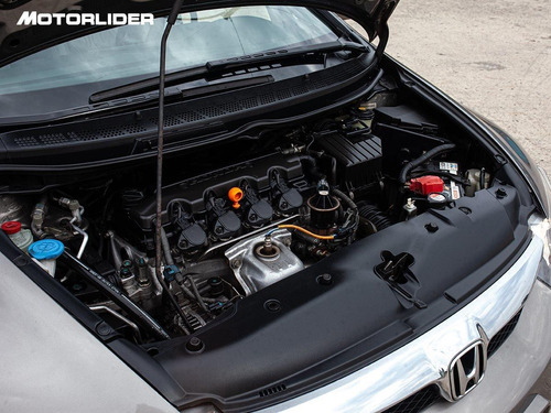 Imagen 15 de 25 de Honda Civic Exs 1.8 Extra Full | Permuta / Financia