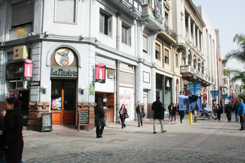 Imagen 16 de 18 de Edificio Comercial - Ciudad Vieja
