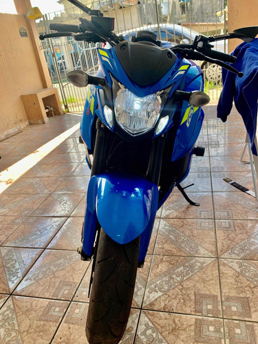 Suzuki Gsx-s750