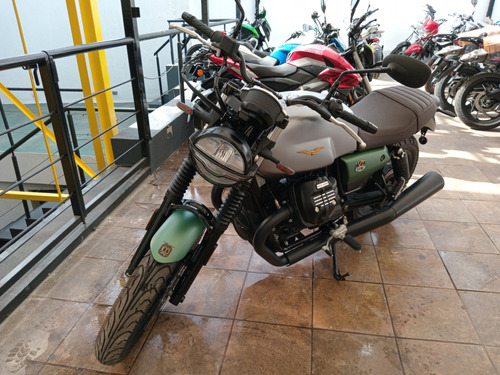 Moto Guzzi V7 Stone Centenario 2021