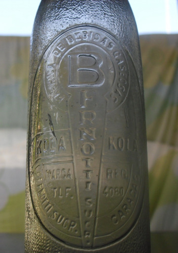 Imagen 1 de 6 de Bernotti  De  Caracas   Botella Antigua De Coleccion