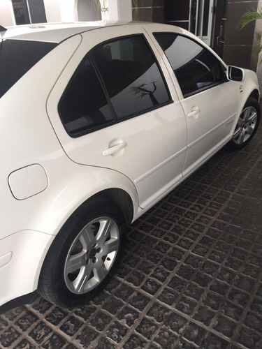 Volkswagen Jetta Clásico 2.0 Gl Aa At 2011