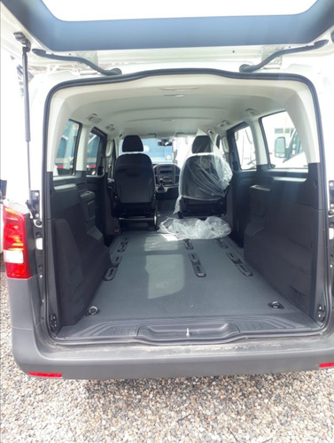 Mercedes-benz Vito 111