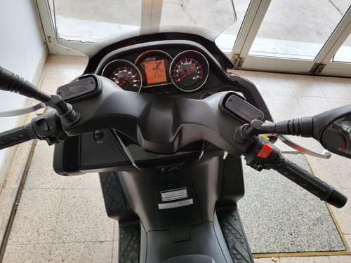 Imagen 8 de 18 de Downtown 300i-kymco-$ 1.650.000 2020-recibo Inferior-tuamoto