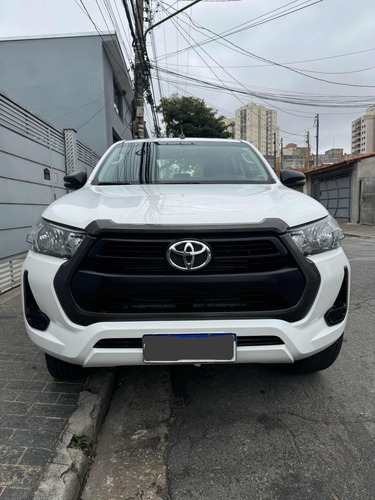 Toyota Hilux 2.8 Std Power Pack Cab. Dupla 4x4 Tdi 4p 177 hp