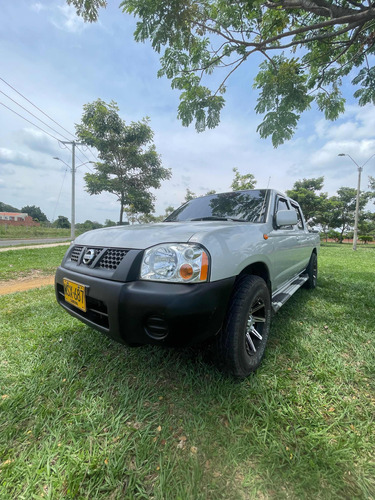 Nissan Np300 Frontier 2.4 Gasolina Np300