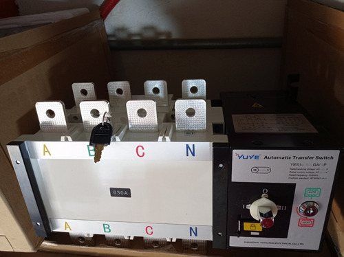 Imagen 2 de 4 de Transfer Automatico 630 Amp - 220v Yuye