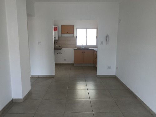 Imagen 3 de 10 de Departamento En Venta En Wilde