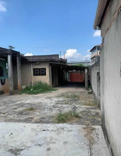 3 Quartos 3 Banheiro