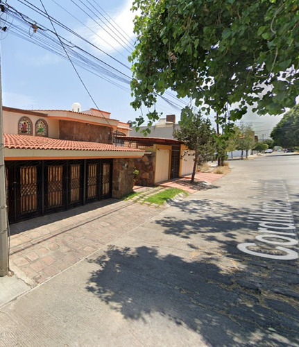 Casa En Remate Cerca De Plaza San Luis En Lomas En San Luis Potosí
