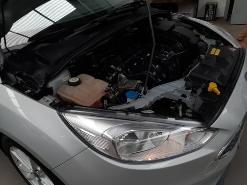 Imagen 12 de 14 de Ford Focus 1.6 S 4p Pb