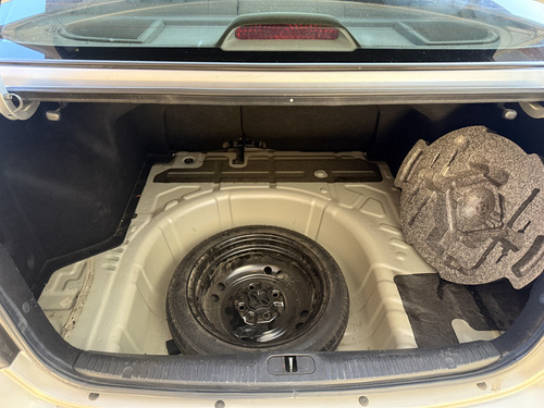 Kia Cerato 5D 1.6 Mec