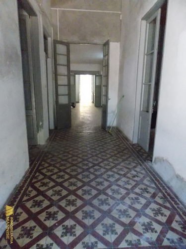 Imagen 4 de 8 de Vendemos Casa Amplios Ambientes. Ituzaingo 1066. Inmobiliaria Mannise.
