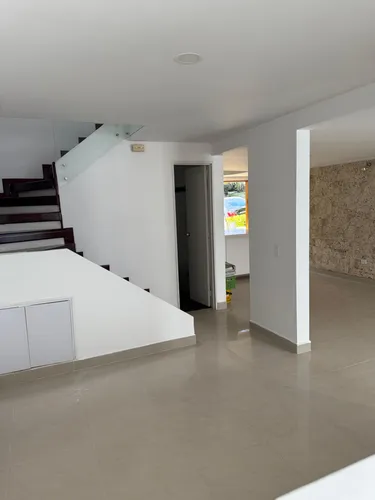 Casa En Venta En Calasanz. Cod V17229