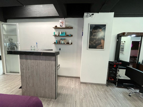 Se Traspasa Estudio De Belleza En Multiplaza Arboledas